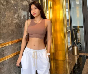 Yến Xuân Gây Sốc Với Vóc Dáng Sexy Chỉ Sau 7 Tuần Sinh Con
